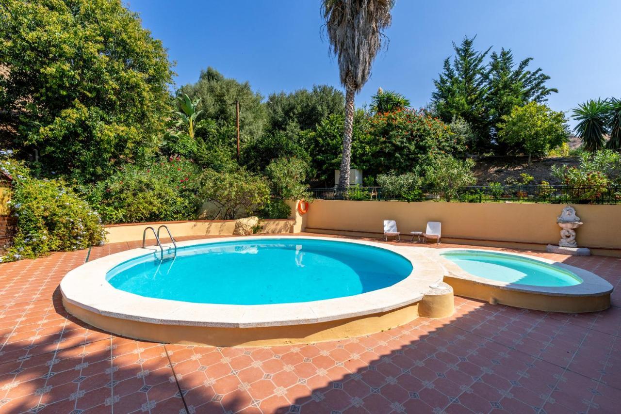 New House In Malaga Nature Екстер'єр фото